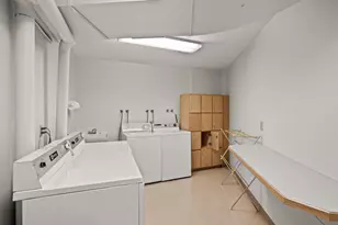 3412 Oak Ridge Rd, Hopkins, MN 55305 - Photo 29