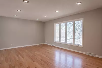 13100 Thomas Avenue S, Burnsville, MN 55337 - Photo 5