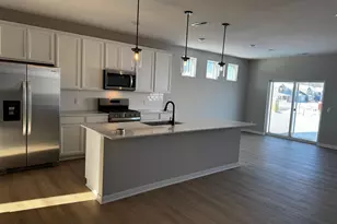 12736 Farnham Ln, Rogers, MN 55374 - Photo 3