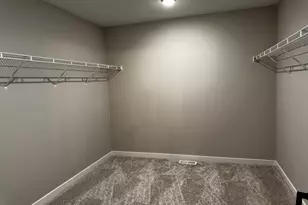 12736 Farnham Ln, Rogers, MN 55374 - Photo 11