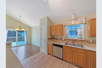 7472 Hampton Lane, Shakopee, MN 55379 - Photo 13