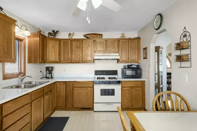 6240 Red Oak Road, Mound, MN 55364 - Photo 11