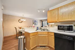 1790 Donegal Dr, Woodbury, MN 55125 - Photo 13