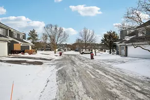 1790 Donegal Dr, Woodbury, MN 55125 - Photo 3