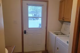 322 St Paul Ave S, Thief River Falls, MN 56701 - Photo 23