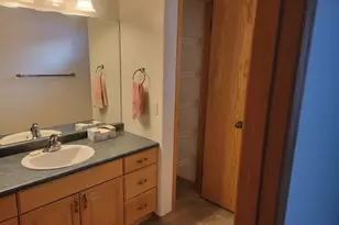 322 St Paul Ave S, Thief River Falls, MN 56701 - Photo 21