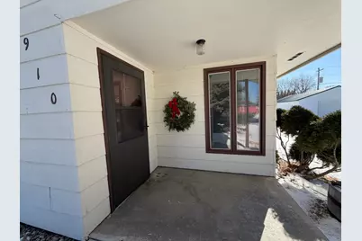 910 2nd Street NE, Roseau, MN 56751 - Photo 3