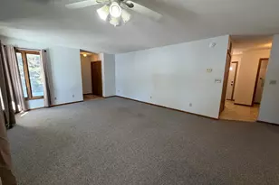 910 2nd St NE, Roseau, MN 56751 - Photo 9