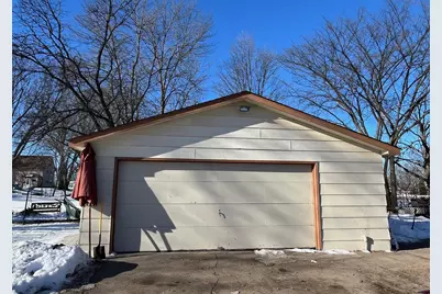 643 1st Avenue E, Cambridge, MN 55008 - Photo 5