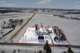 23781 County Road 10, Wabasha, MN 55981 - Photo 1