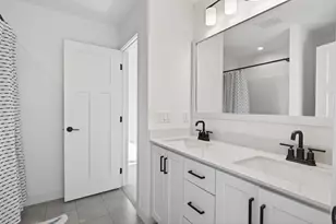 18200 59th Ave N, Plymouth, MN 55446 - Photo 33