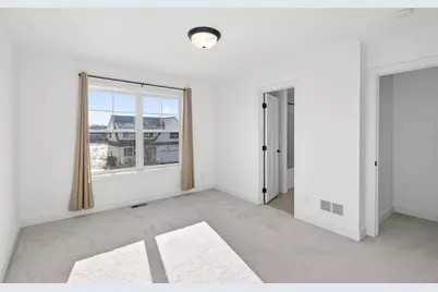 18200 59th Avenue N, Plymouth, MN 55446 - Photo 35