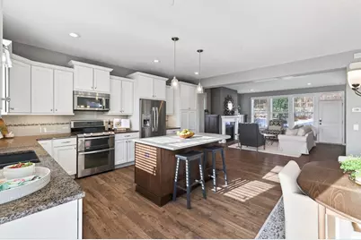 359 Pleasant Avenue, Saint Paul, MN 55102 - Photo 1