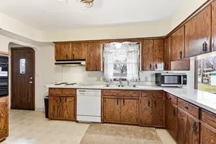 1460 Arlington Ave E, Saint Paul, MN 55106 - Photo 13