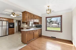 1460 Arlington Ave E, Saint Paul, MN 55106 - Photo 9