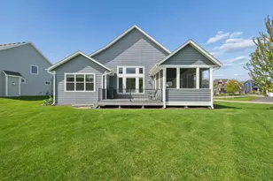 7545 Fawn Hill Rd, Chanhassen, MN 55317 - Photo 31