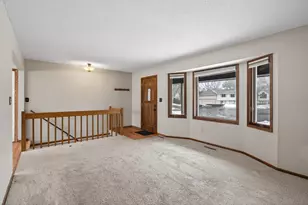 3734 Stacy Cir, White Bear Lake, MN 55110 - Photo 7