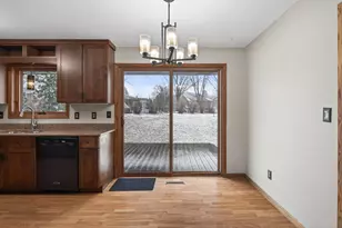 3734 Stacy Cir, White Bear Lake, MN 55110 - Photo 9