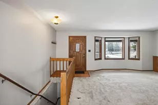 3734 Stacy Cir, White Bear Lake, MN 55110 - Photo 5