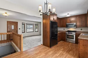 3734 Stacy Cir, White Bear Lake, MN 55110 - Photo 11