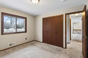 3734 Stacy Cir, White Bear Lake, MN 55110 - Photo 17