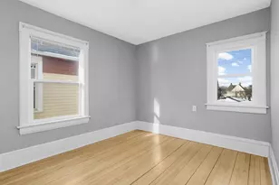 909 Marshall Ave, Saint Paul, MN 55104 - Photo 27