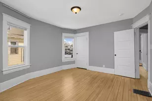 909 Marshall Ave, Saint Paul, MN 55104 - Photo 21