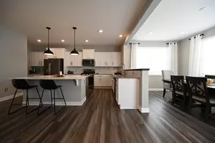 7218 Purple Pkwy, Chanhassen, MN 55317 - Photo 7