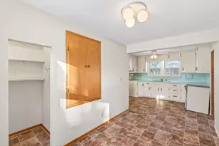 909 Pacific Ave, Waverly, MN 55390 - Photo 13