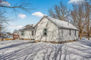 909 Pacific Ave, Waverly, MN 55390 - Photo 27