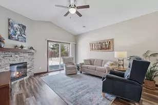 140 9th Avenue Northeast, Isanti, MN 55040 - Photo 9