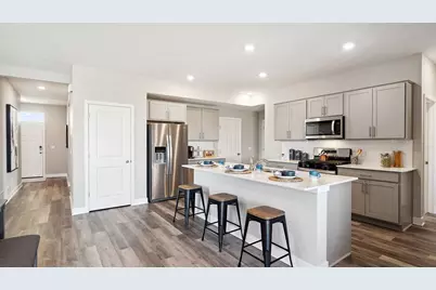 17050 Draper Way, Lakeville, MN 55044 - Photo 3