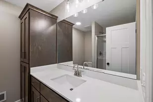 7264 Ambercrest Curv, Inver Grove Heights, MN 55077 - Photo 43