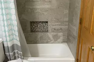 10320 Balsam Ln, Eden Prairie, MN 55347 - Photo 7