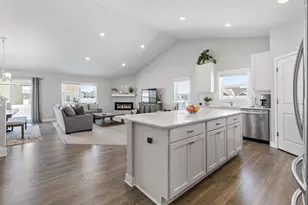 17341 Duvall Ct, Lakeville, MN 55044 - Photo 7