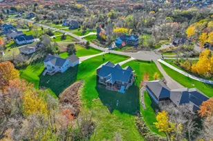 1075 Autumn Oak Ln, Hudson, WI 54016 - Photo 33