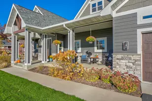 1075 Autumn Oak Ln, Hudson, WI 54016 - Photo 3