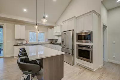 1075 Autumn Oak Lane, Hudson, WI 54016 - Photo 9