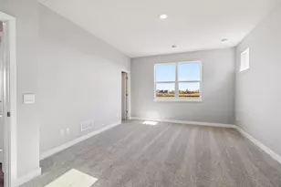 17400 Durham Dr, Lakeville, MN 55044 - Photo 9