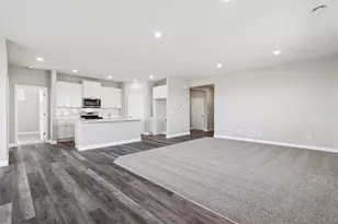 17400 Durham Dr, Lakeville, MN 55044 - Photo 5