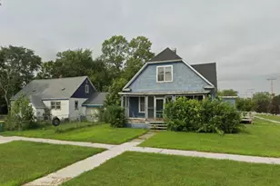 504 3rd Ave SE, Pipestone, MN 56164 - Photo 1