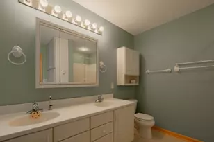 1421 Blue Flag Ct, Northfield, MN 55057 - Photo 25