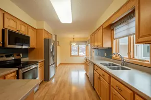 1421 Blue Flag Ct, Northfield, MN 55057 - Photo 5