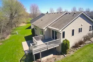 1421 Blue Flag Ct, Northfield, MN 55057 - Photo 3