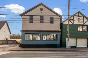 39 N Shore Dr, Fountain City, WI 54629 - Photo 3