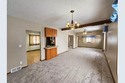 702 E Adolphus Avenue, Fergus Falls, MN 56537 - Photo 9