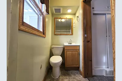 702 E Adolphus Avenue, Fergus Falls, MN 56537 - Photo 15