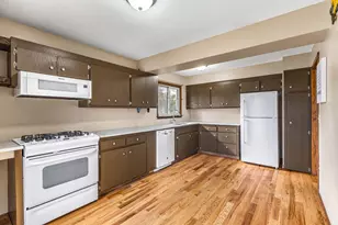 7020 Upper 139th St W, Apple Valley, MN 55124 - Photo 11