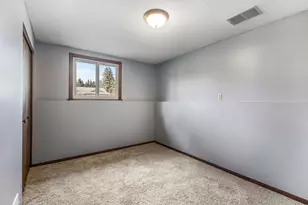 7020 Upper 139th St W, Apple Valley, MN 55124 - Photo 21