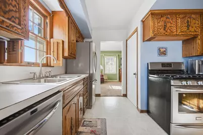 5404 Fremont Avenue N, Brooklyn Center, MN 55430 - Photo 7